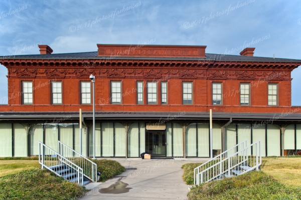 08 Clinton School In Little Rock Back View - Professional Views Of Little Rock photography by Paul Caldwell