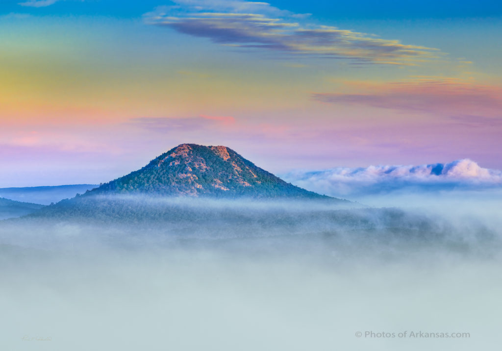 Arkansas photography pinnacle mountain fog 